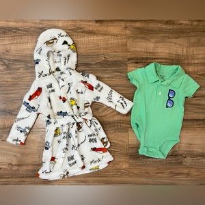 Baby Kiss/Carter’s two piece Bundle. Size 0-9 Month Robe & 6 Month Bodysuit.
